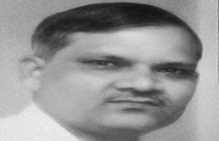 मनुवाद के कंधों पर मानवतावाद का जनाजा