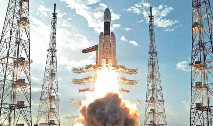 जमीन से समुद्र तक  ISRO के सैटलाइट्स से भारतीय सेना मजबूत