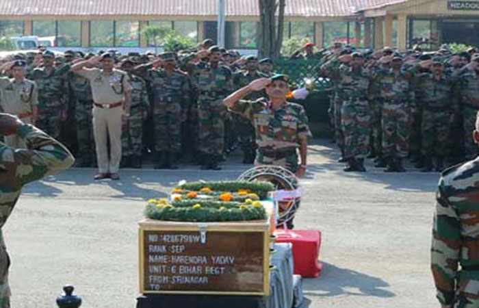 नहीं चाहिए ऐसा विकास जो सेना के जवानों को शहीद कर दे!