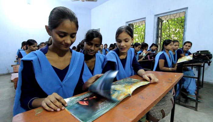 अब दलित लड़कियों के लिए हर राज्य में खुलेंगे 5 बोर्डिंग स्कूल