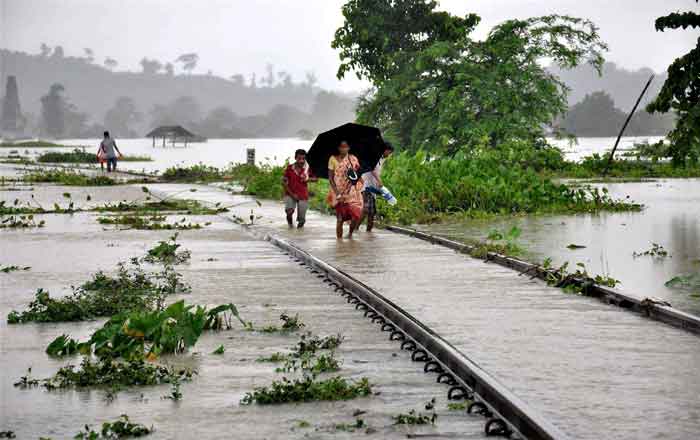 बिहार में बाढ़ से अब तक 253 मौतें, डेढ़ करोड़ से ज्यादा प्रभावित