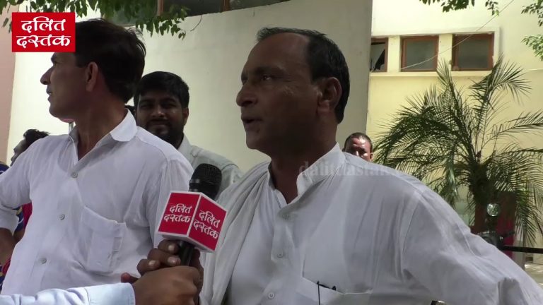 शरद यादव के सम्मेलन में पहुंचे जदयू कार्यकर्ताओं ने नीतीश को धो डाला