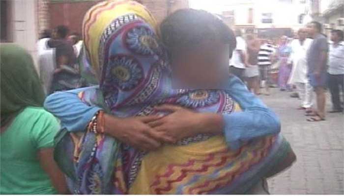 शिक्षा के मंदिर में मासूम से रेप, परिजनाें ने प्रिंसिपल काे पीटा