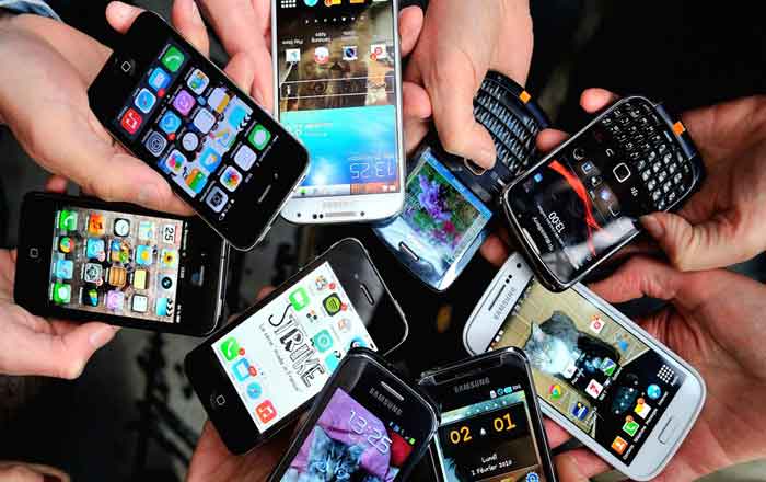 फोन खरीदते समय इन 11 बातों का खास ख्याल रखें…