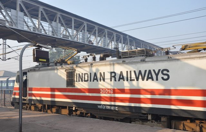 रेलवे ने 800 से अधिक पदों के लिए निकाली वैकेंसी