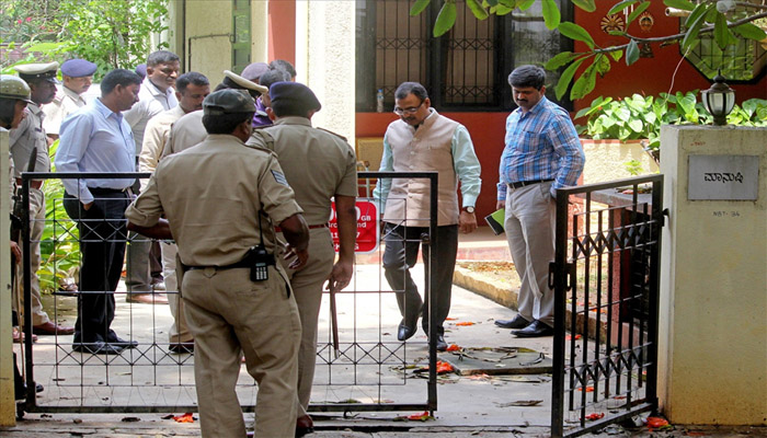 गौरी लंकेश हत्‍याः SIT ने दाखिल की 650 पेज की चार्जशीट