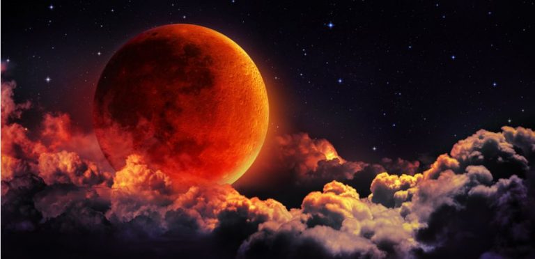 सदी का सबसे लंबा ग्रहण, दिखेगा ‘ब्लड मून’