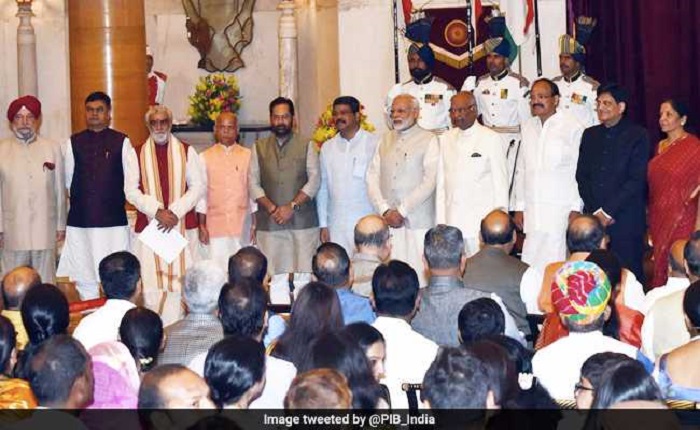 दस दिन भी वादे पर खरी नहीं उतर सकी मोदी सरकार
