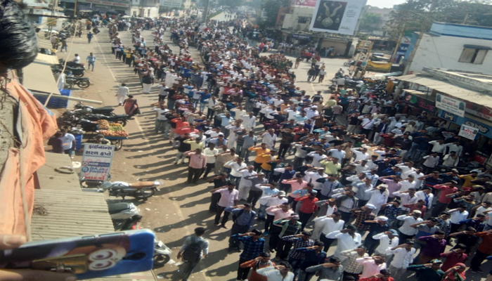 गुजरात में सड़क पर क्यों उतरे हजारों अम्बेडकरवादी