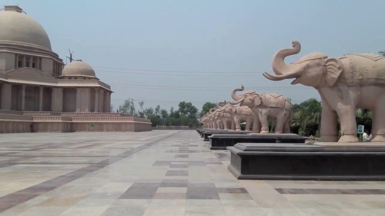सुप्रीम कोर्ट से मायावती को बड़ा झटका
