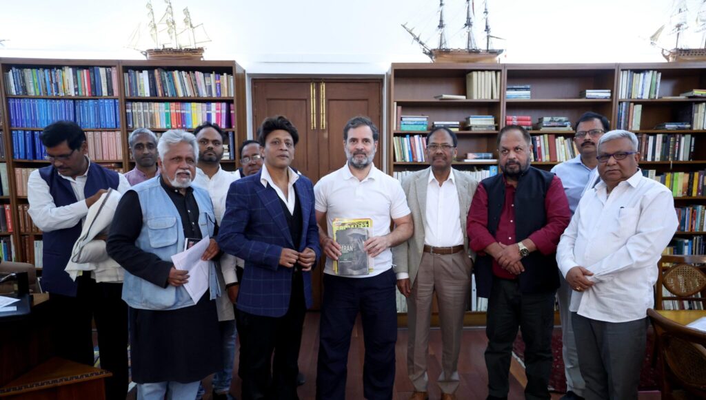 कांग्रेस नेता और लोकसभा में नेता विपक्ष राहुल गांधी के साथ फ्रैंक हुजूर
